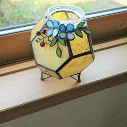ミルクガラスのアロマランプ(花付き) 3枚目の画像
