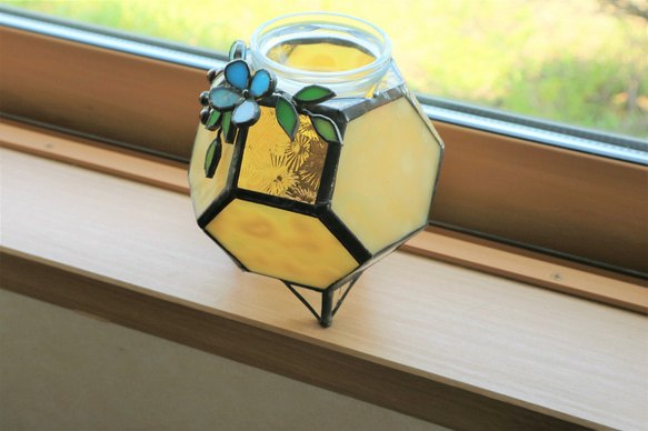 ミルクガラスのアロマランプ(花付き) 5枚目の画像