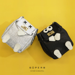 [Metallic Peke Peke bag / 4 colors] 想要展示給別人看 / 高級輕便優雅外觀的迷你單肩包 第1張的照片