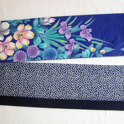 【新品】本染　綿半幅帯･403㎝･紺地に花と小花なでしこ　長尺　浴衣帯･リバーシブル 1枚目の画像
