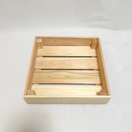 国内　美品　正方形空箱　10個セット 白無地箱 白汎用BOX H-68 (正方形) (内寸横140 内寸縦140 高さ40