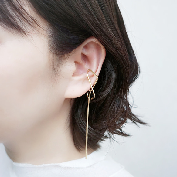 耳環「也」黃銅蛇鏈 2 向 第1張的照片