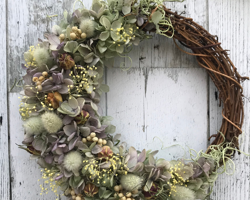 No158 ふわっふわ⸜❤︎⸝‍プリザのあじさいと木の実のリース No158 ふわっふわ⸜❤︎⸝‍プリザのあじさいと木の実のリース No158