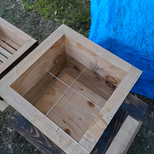 日本蜜蜂 重箱式巣箱一式 重箱杉板厚3.6㎝ セット品 ハウス・小屋