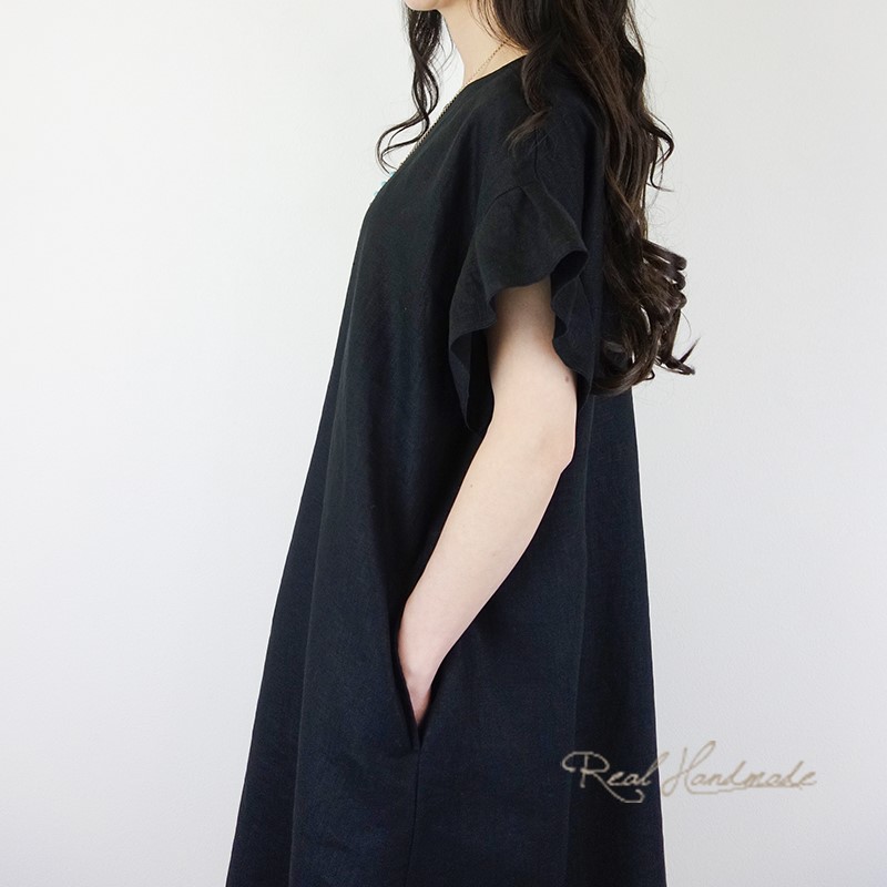 [予約販売]  しっとり柔らかブラックリネン袖フリルワンピース
