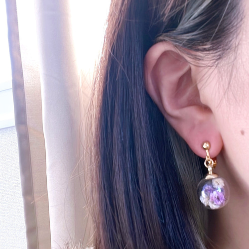 かすみ草 イヤリング ピアス / Blueberry ネイビー | nanuka