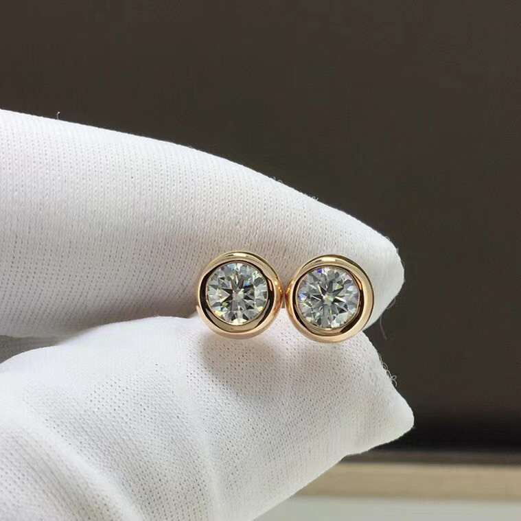 【合計1カラット 】輝く　モアサナイト ピアス　K18PG