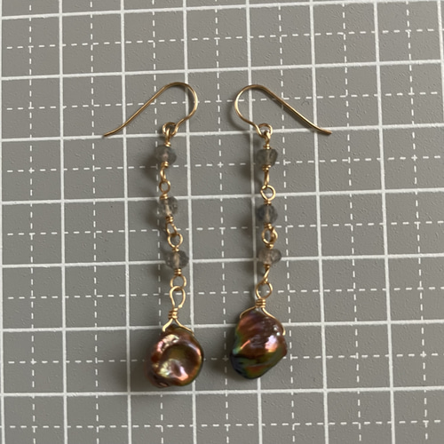 14kgf＊ 淡水パールと天然石の長めのピアス(イヤリング) ピアス