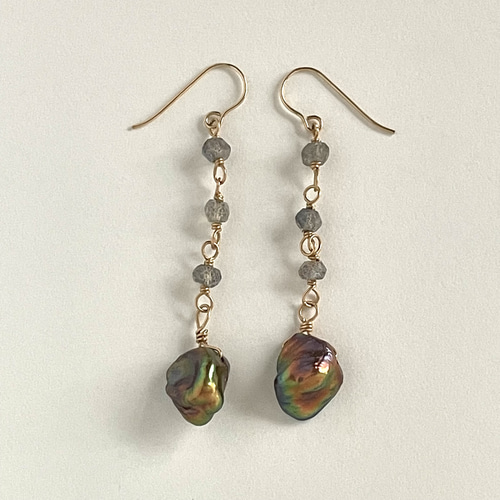 14kgf＊ 淡水パールと天然石の長めのピアス(イヤリング) ピアス