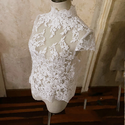 上品なくるみボタン　ハイネック　　レースボレロ　トップス　ウエディングドレス 3枚目の画像