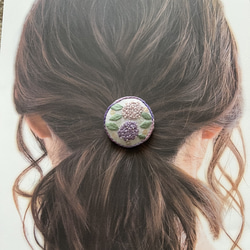 優しいカラー＊紫陽花の刺繍ブローチorヘアゴム(パープル) 2枚目の画像