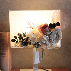 フレンチシャビー造花デコレーションテーブルランプ 16枚目の画像