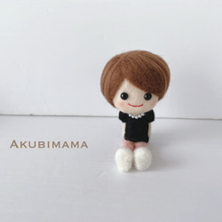 受注製作】SNSにもおすすめ☆手のひらサイズの女の子人形 羊毛フェルト