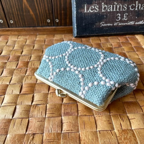 りんご　ハンドメイド まあるいポーチ ミナペルホネン生地使用♪ りんご ハンドメイド まあるいポーチ ミナペルホネン生地使用