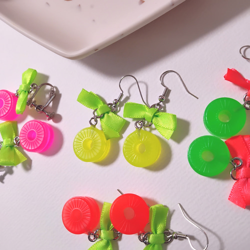 287☆ ハンドメイド ピアス イヤリング 飴 キャンディ レトロ 懐かしい
