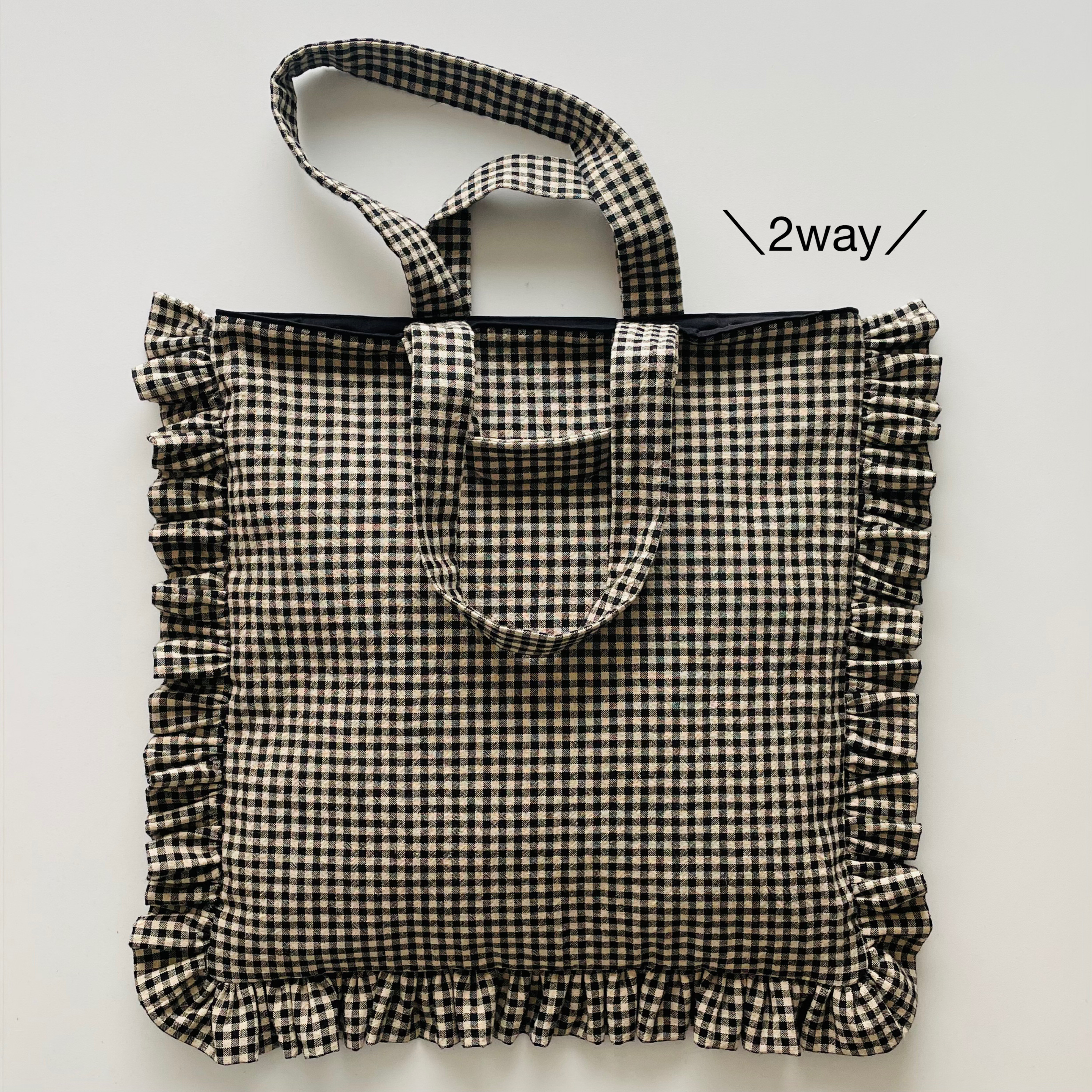 正方形のクッションみたいな 2way フリルトートバッグ Lサイズ