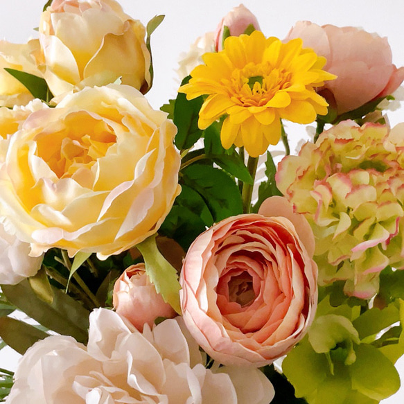10種の花束　アーティフィシャルフラワー　造花　花瓶付き　水やり不要！ 7枚目の画像