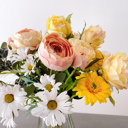 10種の花束　アーティフィシャルフラワー　造花　花瓶付き　水やり不要！ 5枚目の画像