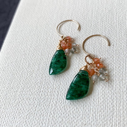 14kgf * 稀有 ✳︎ Aventurine Shining Green Aventurine Earrings / Ear 第4張的照片