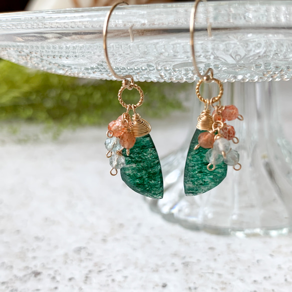 14kgf * 稀有 ✳︎ Aventurine Shining Green Aventurine Earrings / Ear 第1張的照片