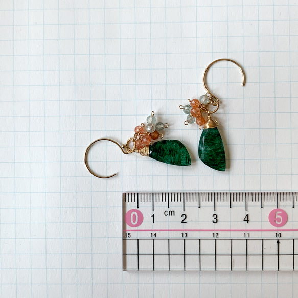 14kgf * 稀有 ✳︎ Aventurine Shining Green Aventurine Earrings / Ear 第8張的照片