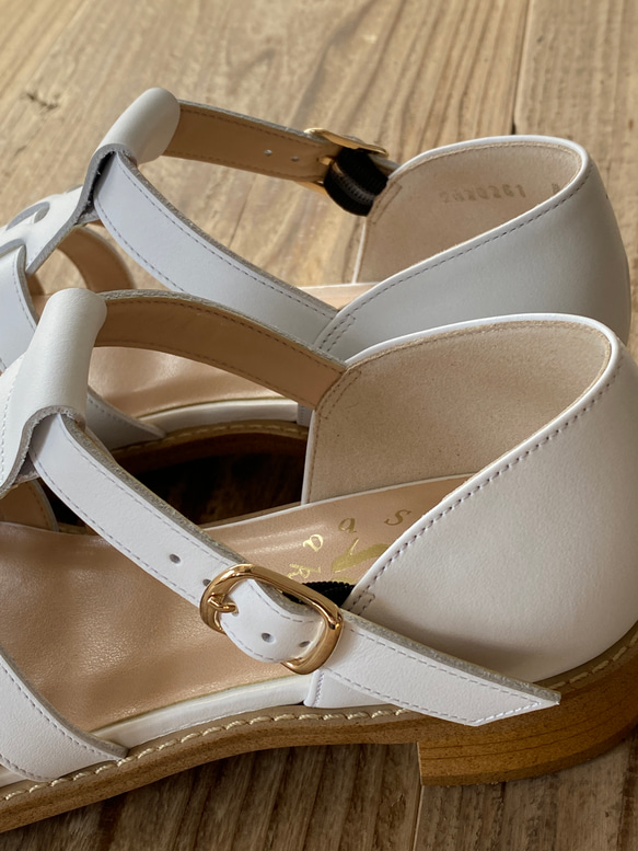 グルカサンダル　白スムース＆黒スムース 16枚目の画像