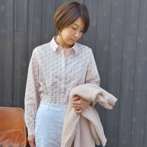 リバティ　ザ・ピーコックス・オブ・グランサム・ホール　　ブラウス 送料無料】リバティプリント《スタンダードシャツ》ピーコックス