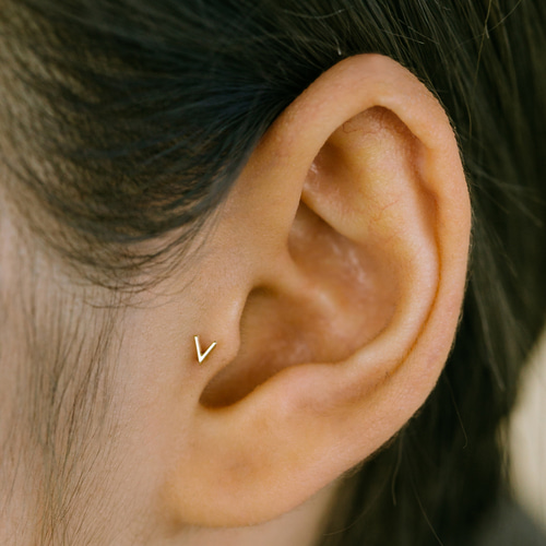 14Kゴールド ミニ 図形 ヘリックス 軟骨 アンチトラガス インナー