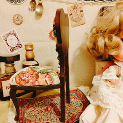 1/6サイズ　ロココ調＆ブロンズ薔薇モチーフ　椅子：バラ柄ゴブラン 黒茶 6枚目の画像
