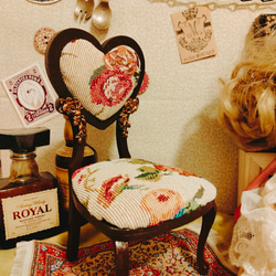 1/6サイズ　ロココ調＆ブロンズ薔薇モチーフ　椅子：バラ柄ゴブラン 黒茶 2枚目の画像