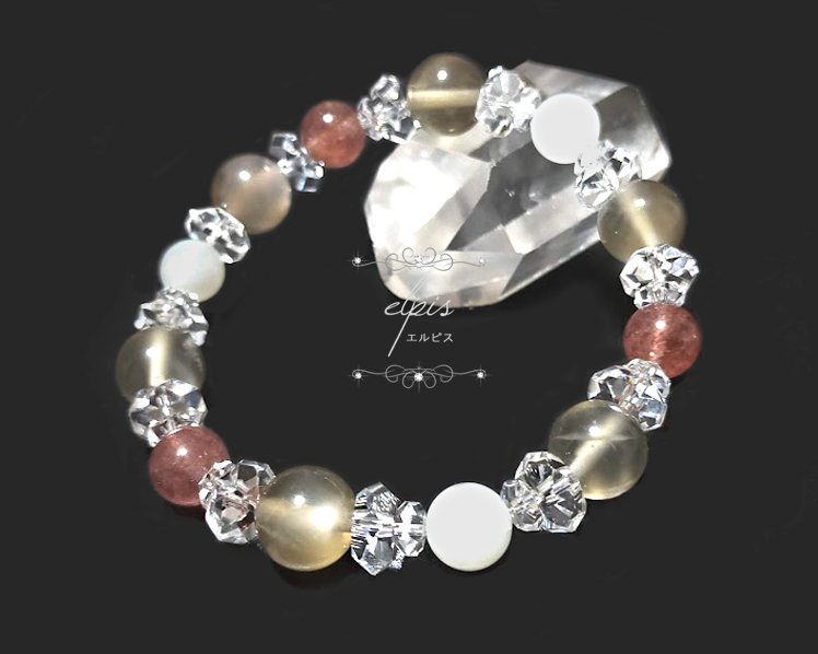 ブラウングレームーンストーン＆グレナデンクォーツ＆ホワイトムーンストーン＆カット水晶のブレスレット