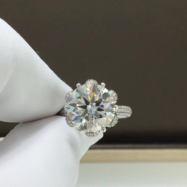 【newデザイン】モアサナイト 　リング　K18WG