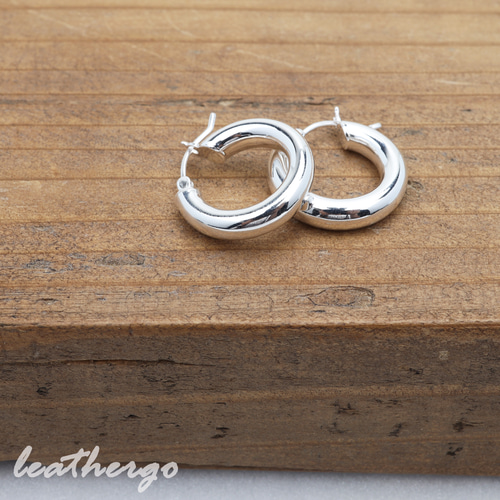 18mm 両耳　シルバー925 ピアス　フープピアス 楽天市場】ピアス シルバー925 両耳用 リングピアス リング