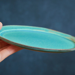 エメラルドブルーの小さなオーバル皿　mo-3 10枚目の画像