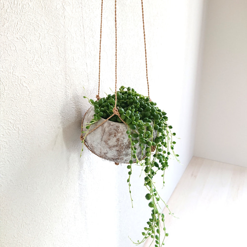 ○数量限定○新作○ 緑の鈴 ”グリーンネックレス ハンギングプランター