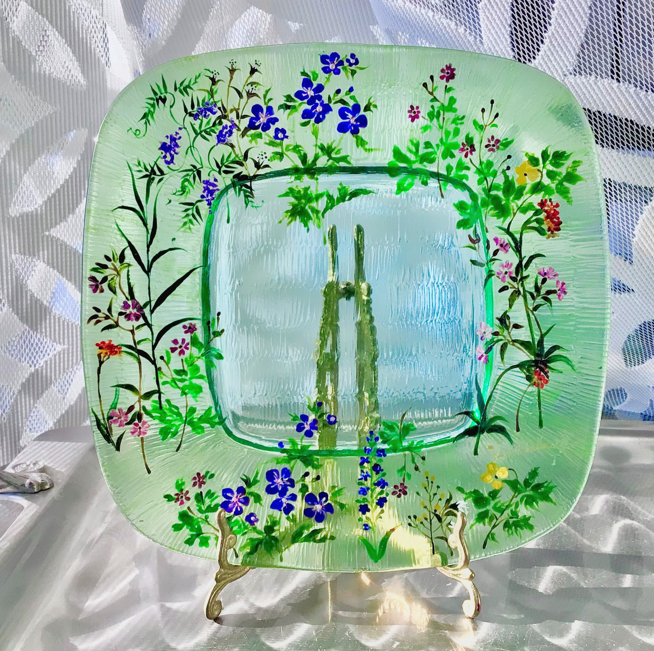 スクェアプレート グリーン24㎝ small 1枚〖ガラスに閉じ込めた花たちシリーズ〗【Pressed flowers】