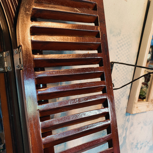 アンティークな部屋/ ルーバーミラー 扉鏡（ブラウン） 大型 壁掛け鏡