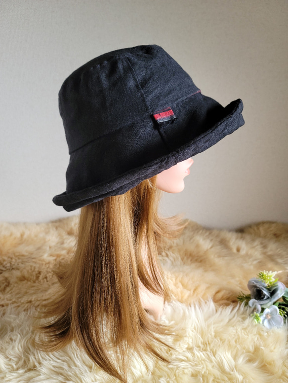 リネン帽子　ブラック★ひとつ持っていると便利なプレーン帽子★くるみボタン　リネン100% 9枚目の画像