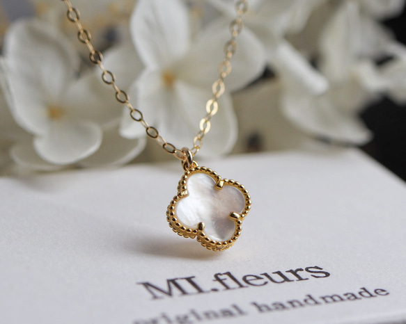 14kgf ホワイトシェルのフラワーネックレス ネックレス・ペンダント MI