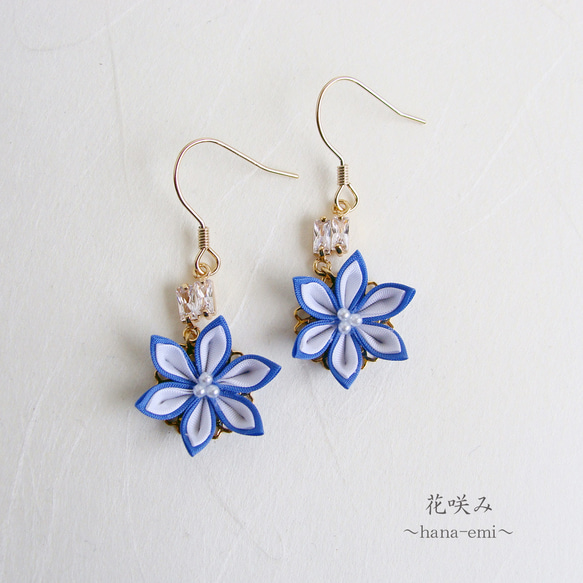 ジルコニアスクエアとお花のピアス/イヤリング つまみ細工 ピアス 