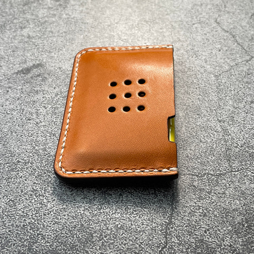 手縫】MINITIA(ミンティア）キャメル本革ケース（生成り麻糸） その他  