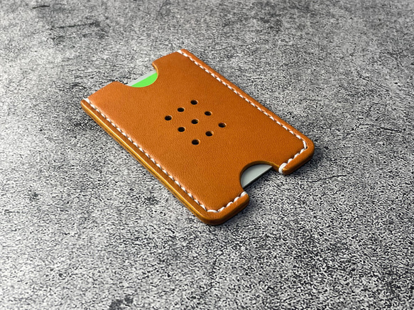【手縫】Suica・PASMO用キャメル色本革カードケース（生成り麻糸） 6枚目の画像