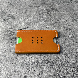 【手縫】Suica・PASMO用キャメル色本革カードケース（生成り麻糸） 4枚目の画像