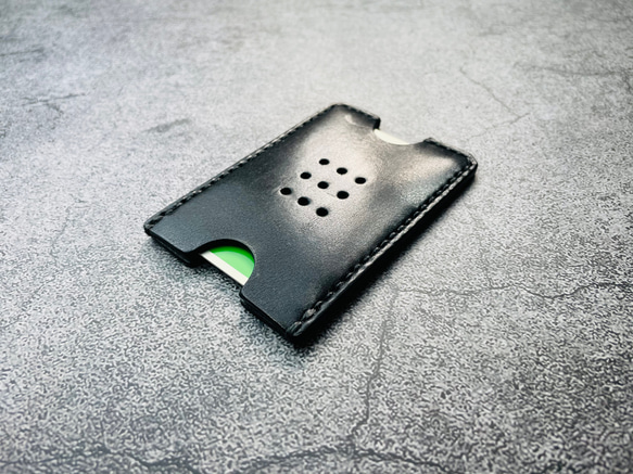 【手縫】Suica・PASMO用黒色本革カードケース（黒麻糸） 3枚目の画像