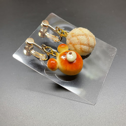 《受注生産》くまパンとメロンパンイヤリング/ピアス　フェイクスイーツ 7枚目の画像