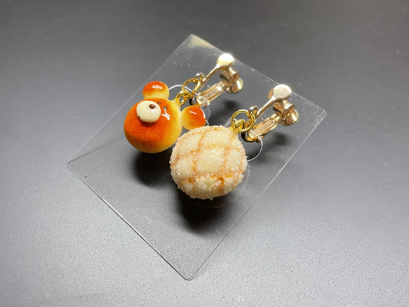 《受注生産》くまパンとメロンパンイヤリング/ピアス　フェイクスイーツ 10枚目の画像