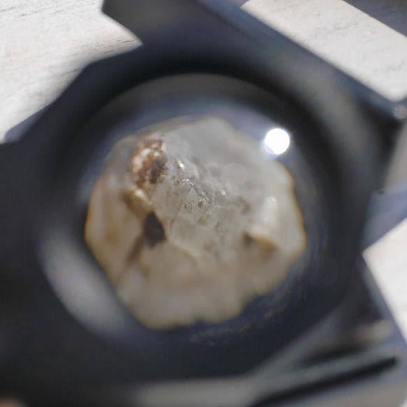 天然石フェナカイト2個セット合計約1.1ct(ブラジル産)結晶原石ルースケース付属鉱物[phe-220527-06] 7枚目の画像