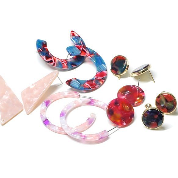 夏季特賣【Pierce &amp; Earrings 5 對套裝】隨機！粉紅色和紅色的鈦芯耳環和螺旋彈簧耳環 第2張的照片