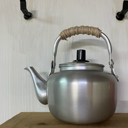 日軽　やかん　10リットル　籐巻き　昭和レトロ 日軽 やかん 10リットル 籐巻き 昭和レトロ 日軽 やかん 10リットル 籐