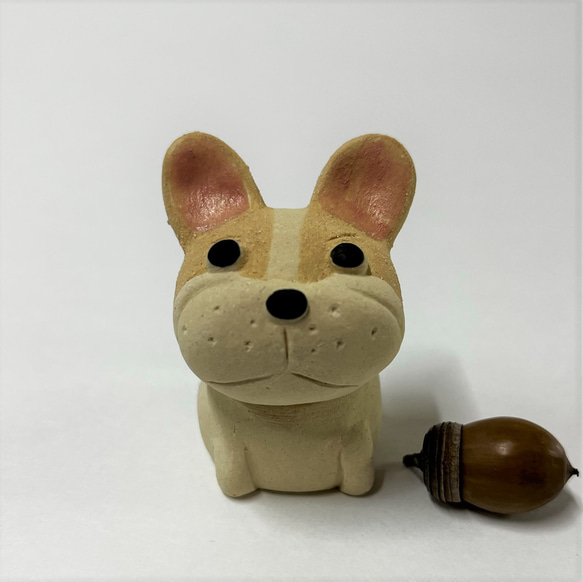 フレンチブルドッグ　子(フォーンパイド）　O-401-2　　陶製　/French bulldog/法國鬥牛犬 4枚目の画像